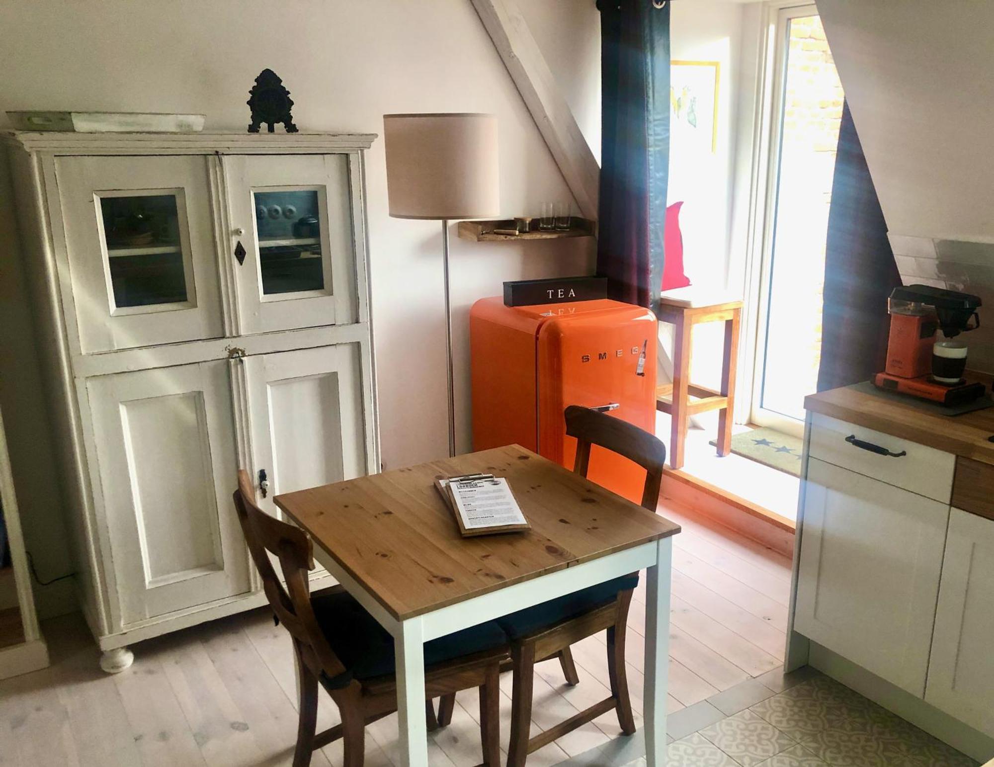 Gaestehaus Kajuete Direkt Am Wasser Friedrichstadt Room photo
